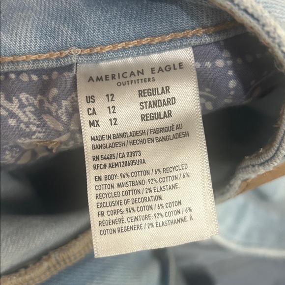American Eagle Outfitters Mom Jeans Comfort Stretch - Picture 5 of 8